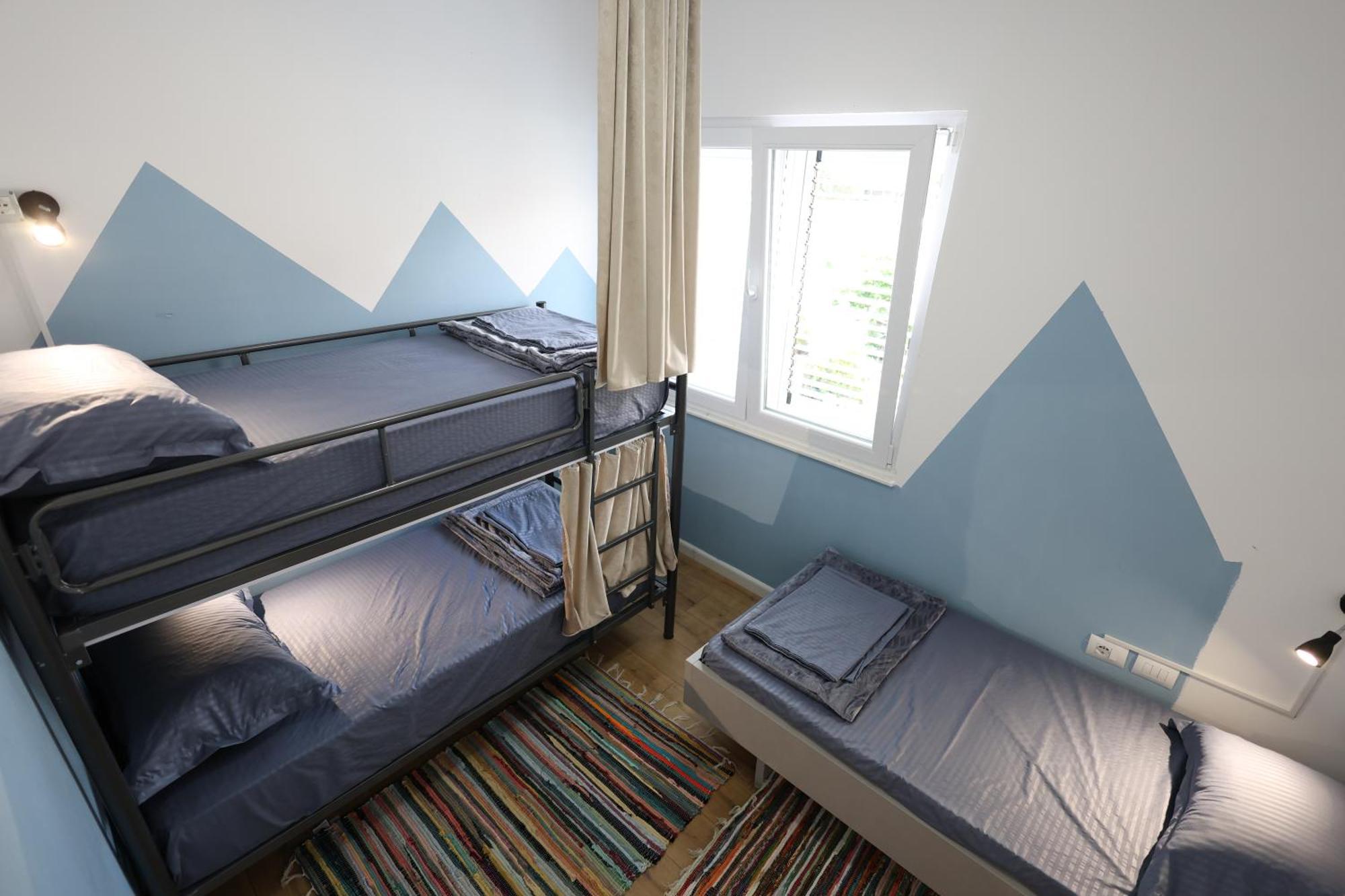Baza Hostel - Swimming Pool Berat Ngoại thất bức ảnh